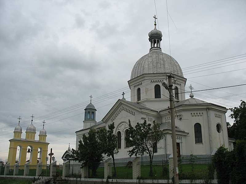 2008 р. Церква та дзвіниця. Вигляд з…
