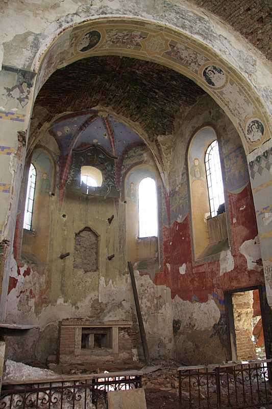 Інтер’єр вівтаря