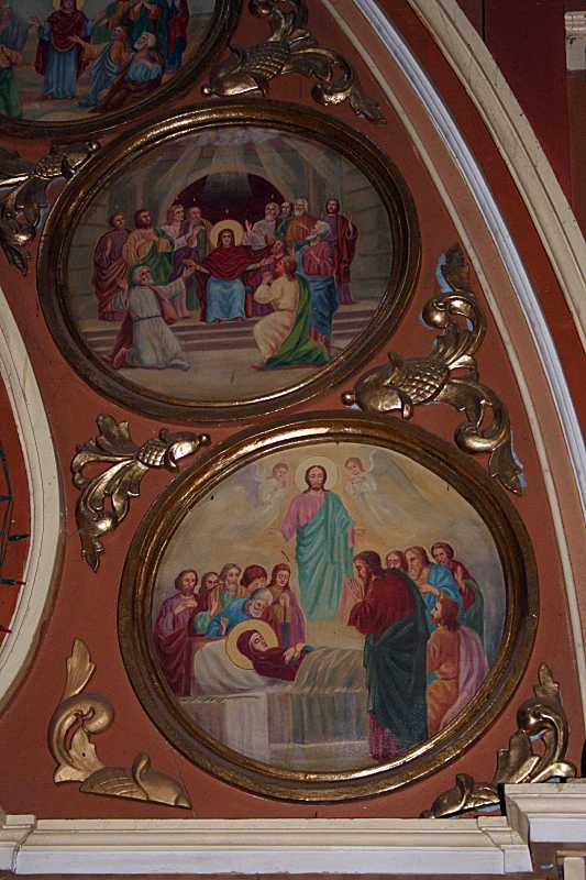 Ікони «Зішастя св. духа» та «Успіння»