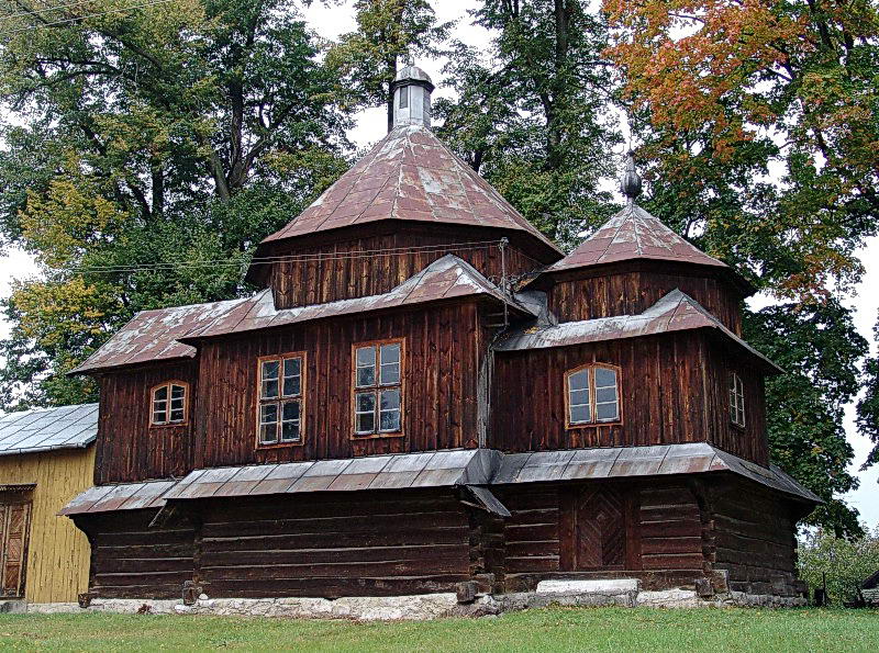 Дерев’яна церква Покрови 1886 р. [Слободян В. Каталог існуючих дерев'яних… Церква Покрови