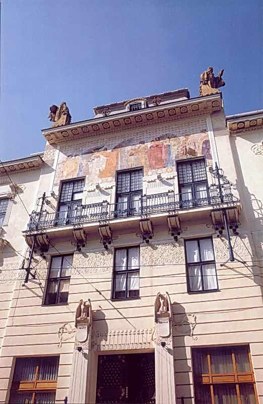 2006 р. Центральна частина головного…