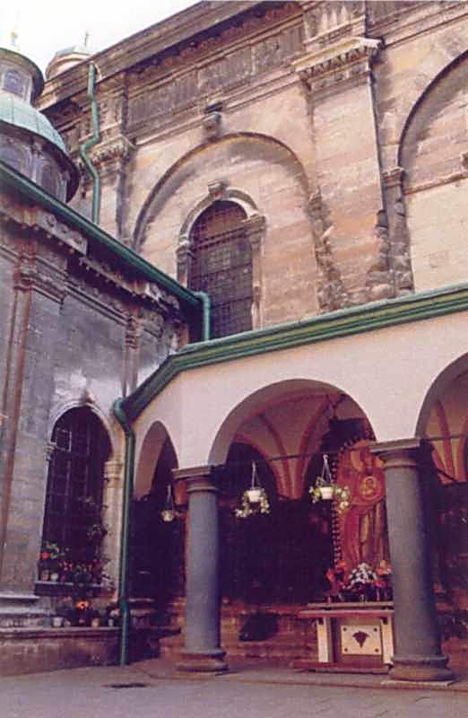 2006 р. Фрагмент двору