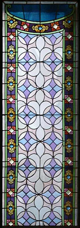 Нижнє полотнище вітража