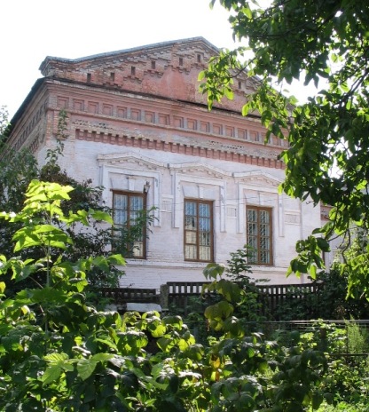 [Поч.21 ст.] Фрагмент фасаду