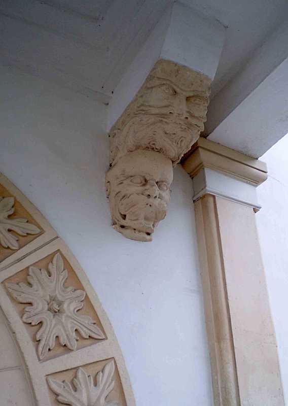 Консоль балки в проході (2)