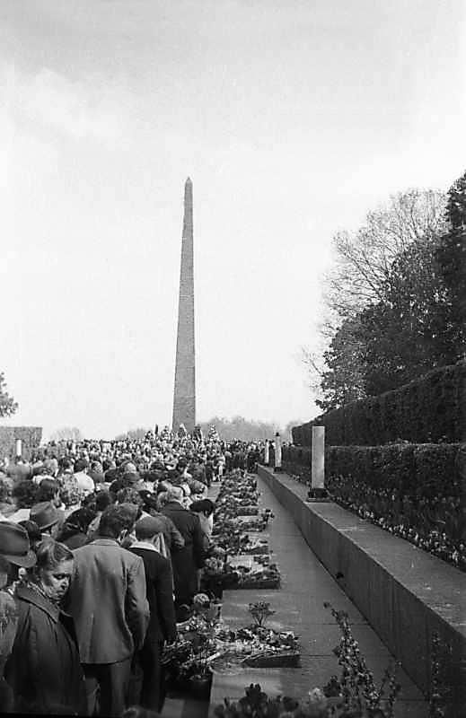 1974 р. 9 травня – День перемоги