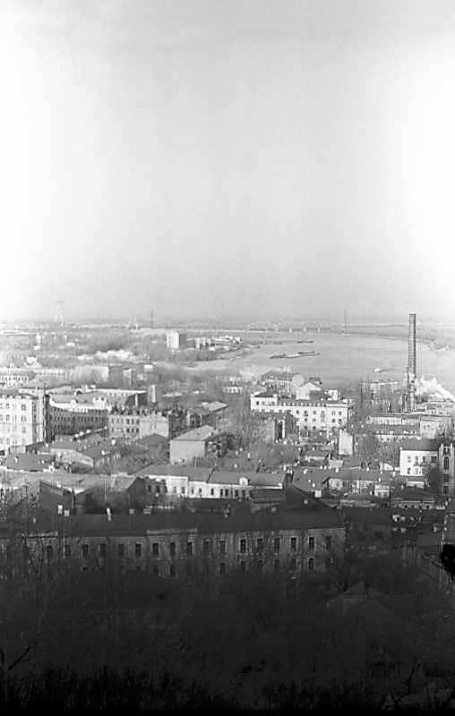 1975 р. Вид від Андріївської церкви на…