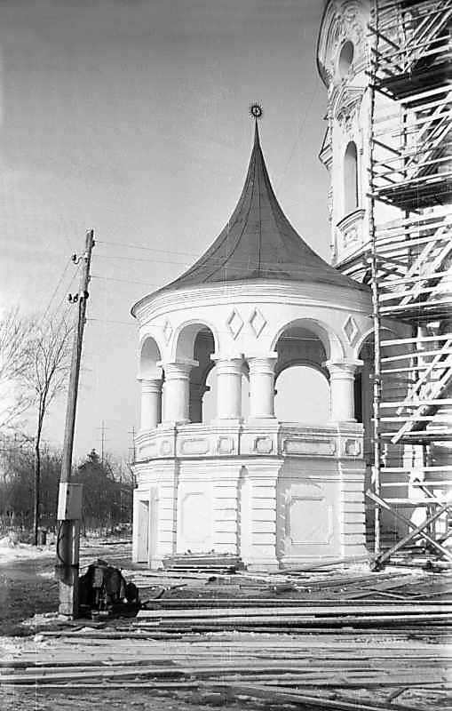 1976 р. Південно-східний ґанок. Вигляд…