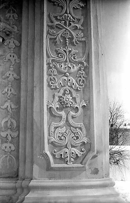 Південна пілястра