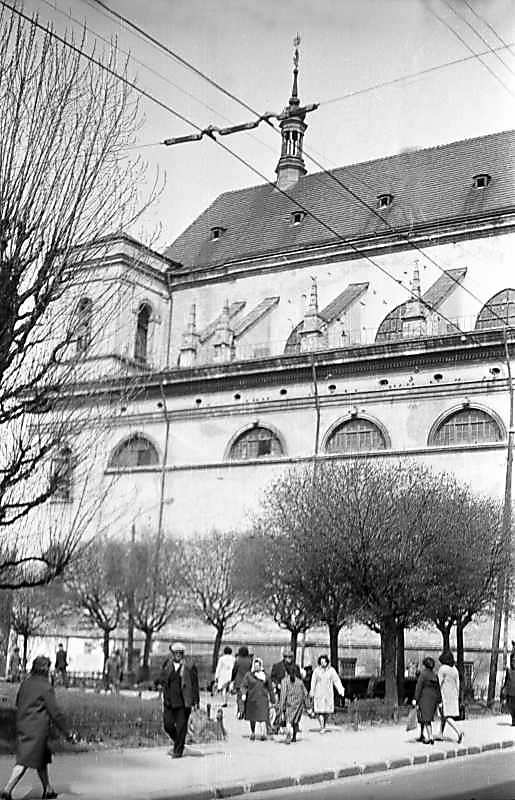 1976 р. Фрагмент південного фасаду.…