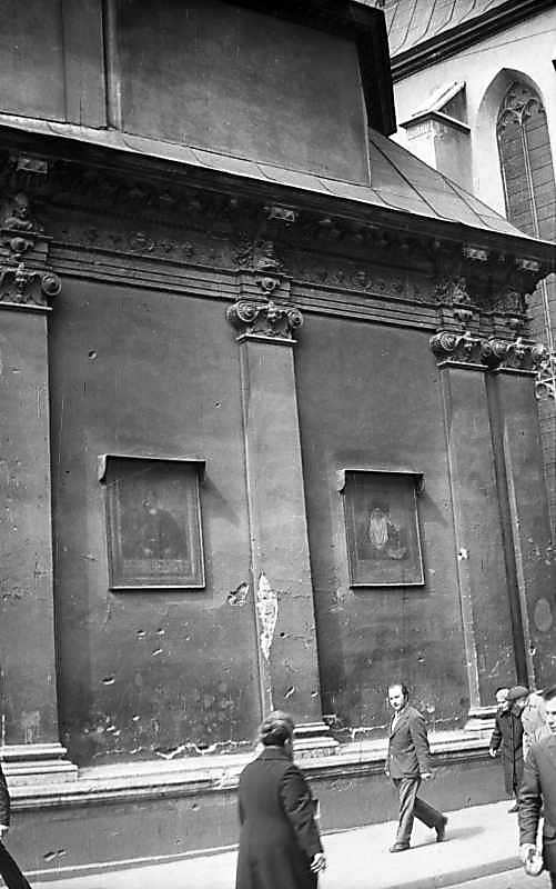 1976 р. Східна стіна. Вигляд з…