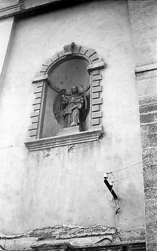 1976 р. Фрагмент південного фасаду зі…