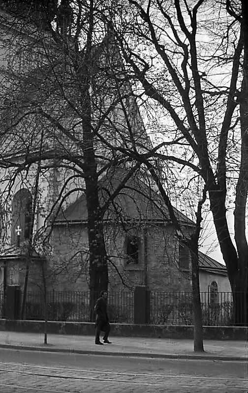 1976 р. Нава і вівтар. Вигляд з…