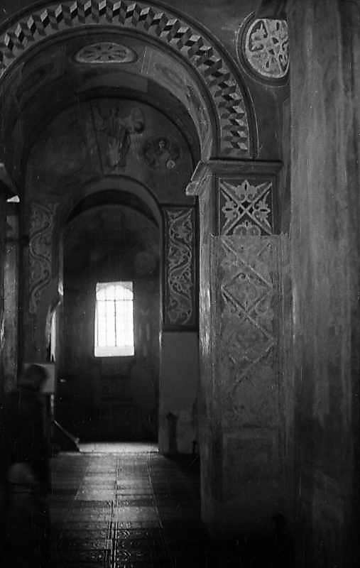 1976 р. Бічна нава (північна зовнішня ?)