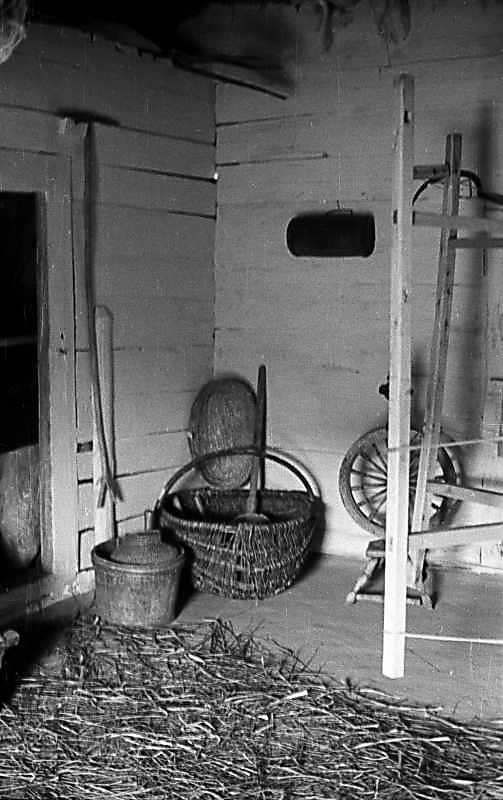 1976 р. Інтер’єр повітки