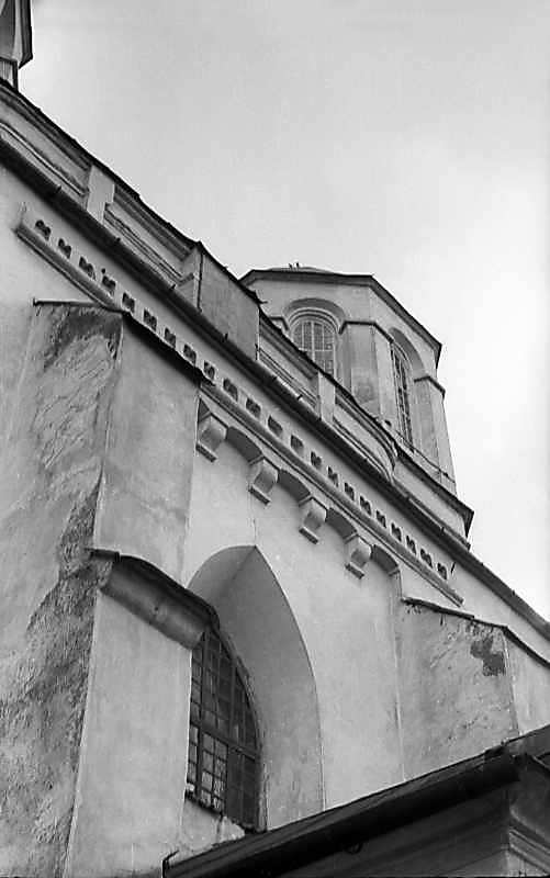 1976 р. Фрагмент західного фасаду.…