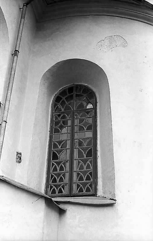 1976 р. Вікно апсиди