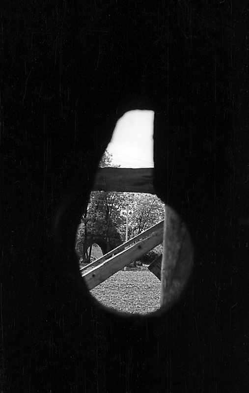 1976 р. Вид на піч крізь бійницю…