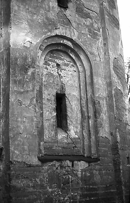 1976 р. Ніша сходової башти