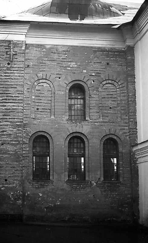 1976 р. Західний фасад північного…