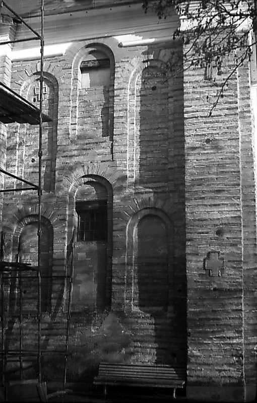 1976 р. Західний фасад південного…