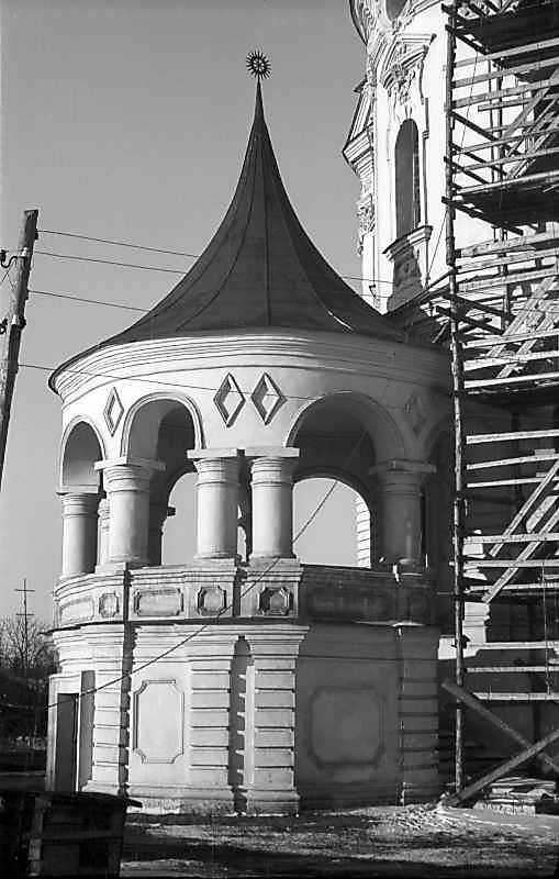 1977 р. Південно-східний ґанок. Вигляд…