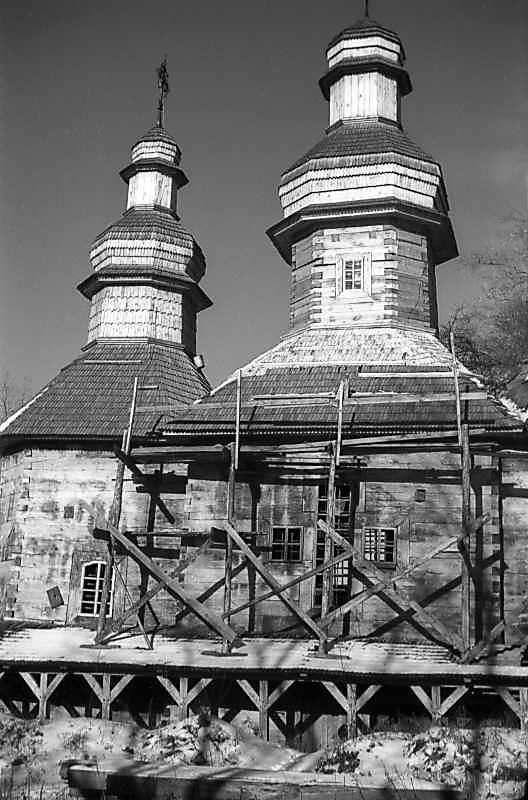 Бабинець і нава