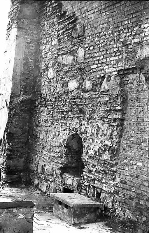 1977 р. Фрагмент південної стіни.…