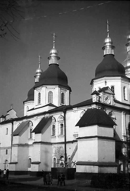 Південно-східний фасад. Вигляд зі сходу