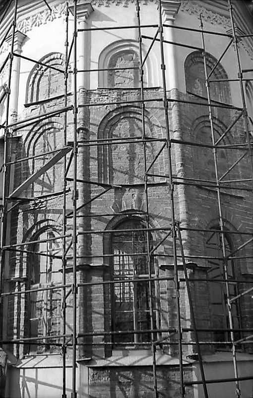 1977 р. Центральна апсида. Вигляд з…