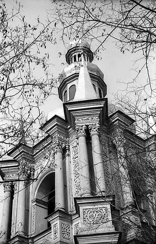 1977 р. Верхні яруси. Вигляд з…