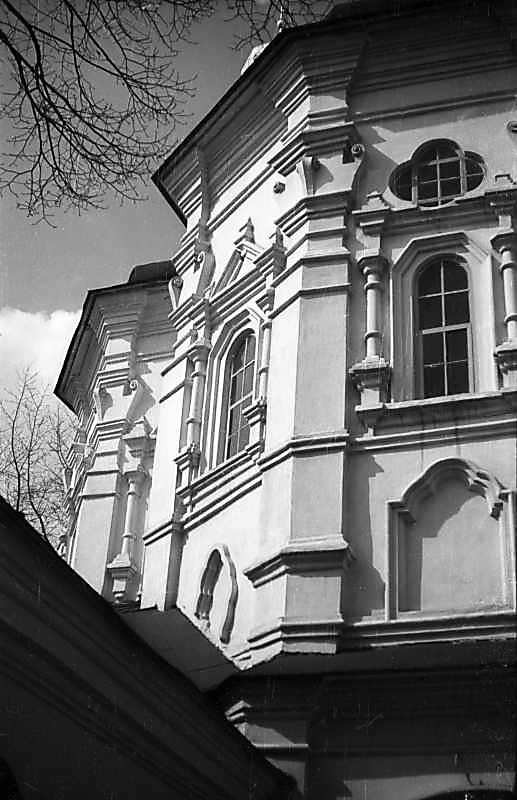 1977 р. Фрагмент фасаду. Вигляд з півдня