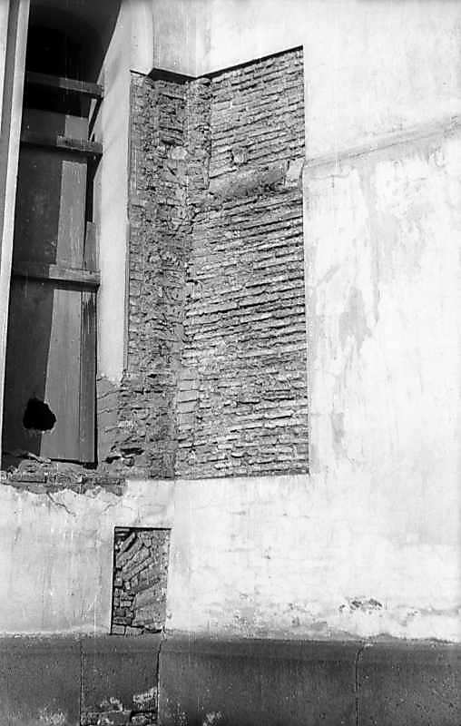 1977 р. Зондаж кладки апсиди. Вигляд…