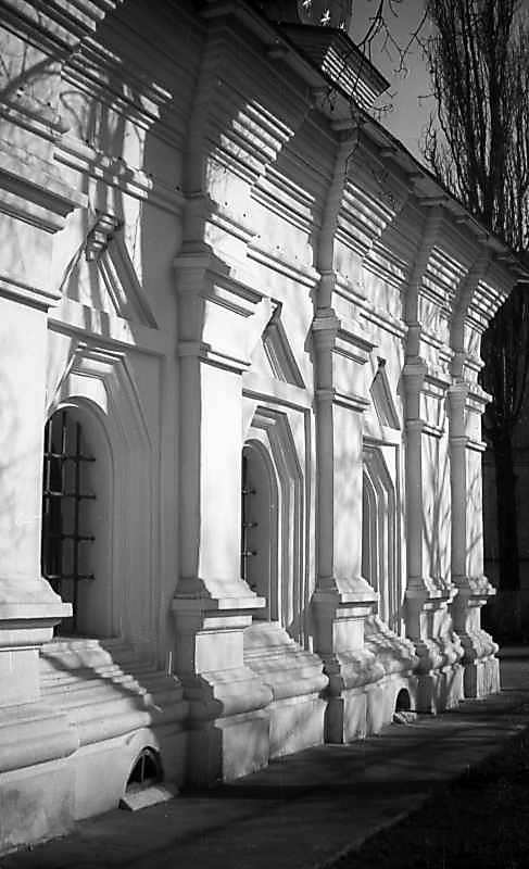 1977 р. Південний фасад. Вигляд з…