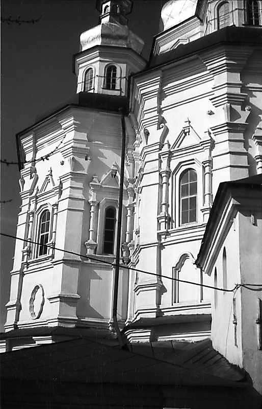 1977 р. Фрагмент фасаду. Вигляд зі сходу