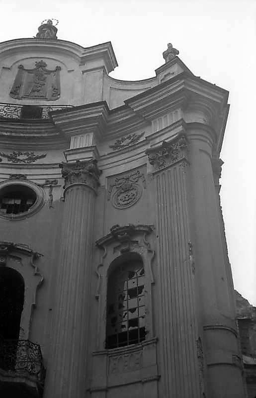 1977 р. Головний фасад. Праве прясло