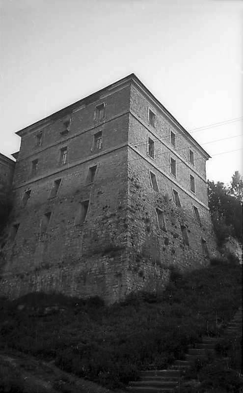 1977 р. Бічний об’єм