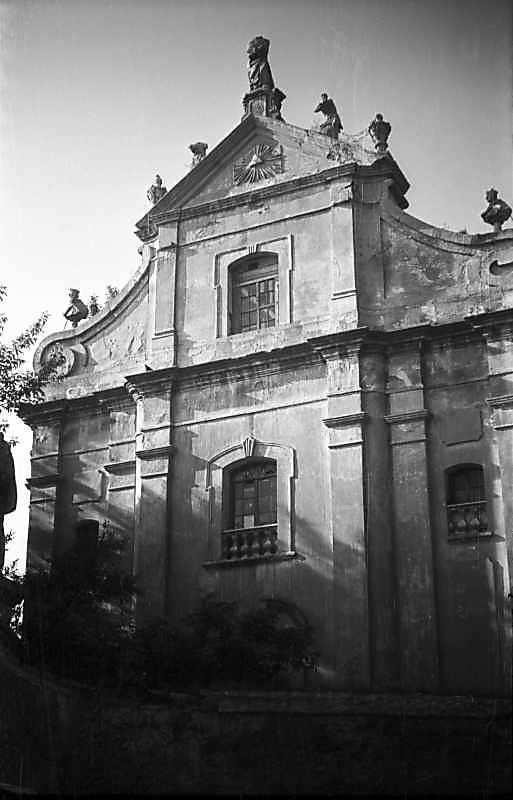 1977 р. Головний фасад