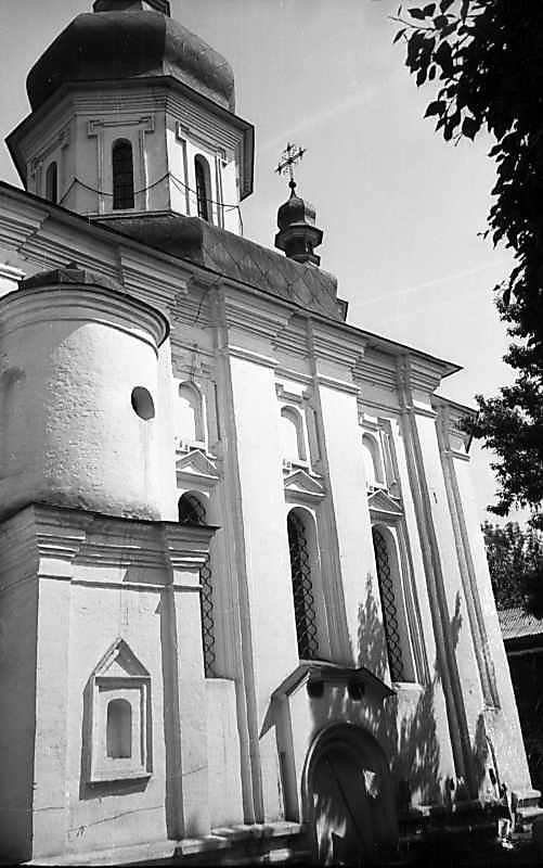 1977 р. Південний фасад. Вигляд з…