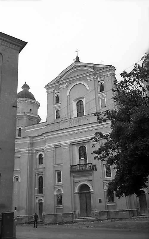 1977 р. Головний фасад