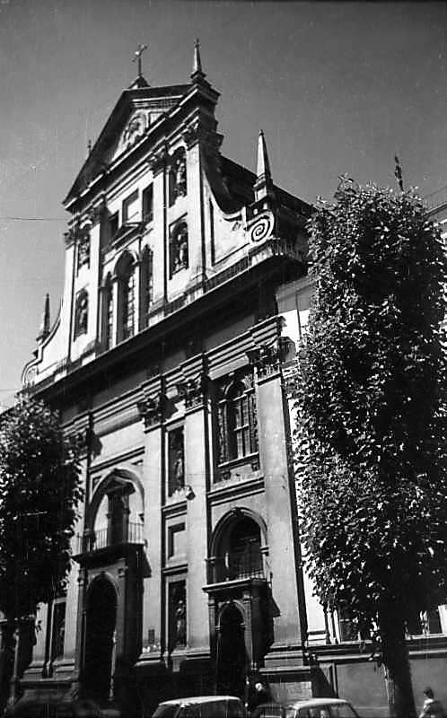 1977 р. Головний фасад. Вигляд з…