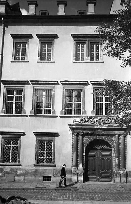 1977 р. Головний фасад