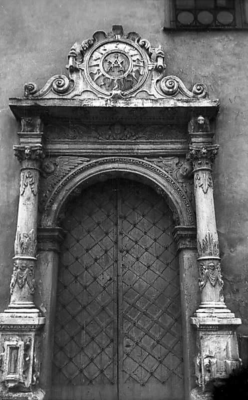 1977 р. Портал