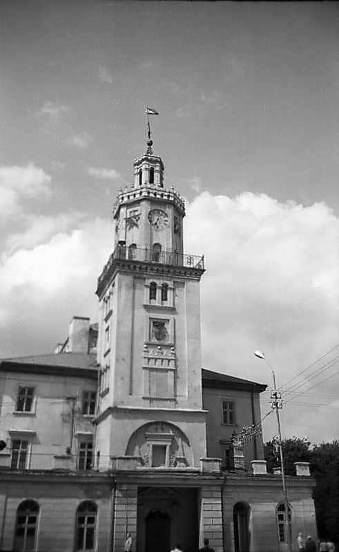 1977 р. Головний фасад