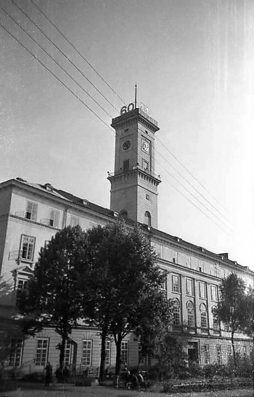 1977 р. Західний фасад. Вигляд з…