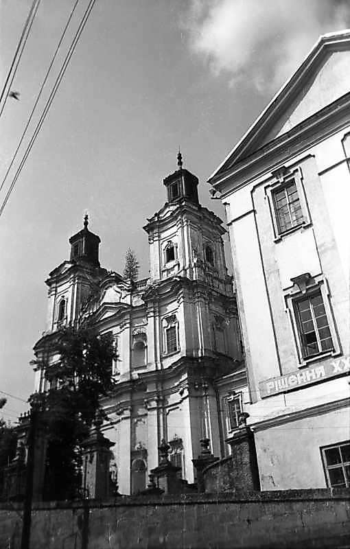 1977 р. Головний фасад. Вигляд з…