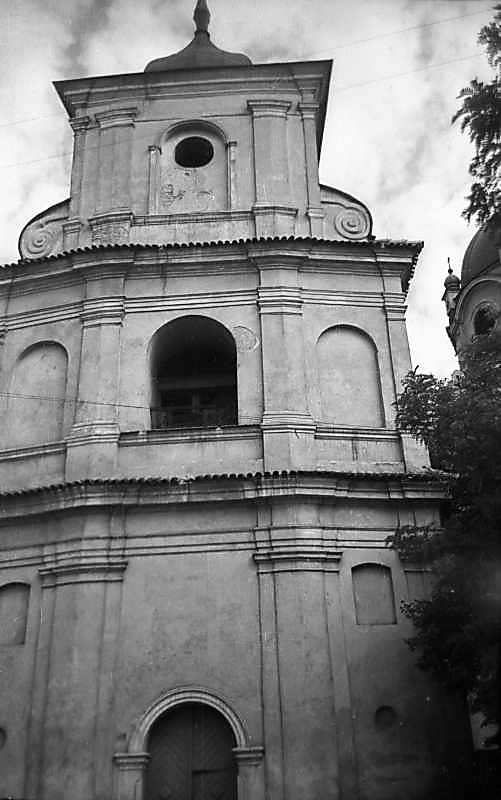 1977 р. Головний фасад