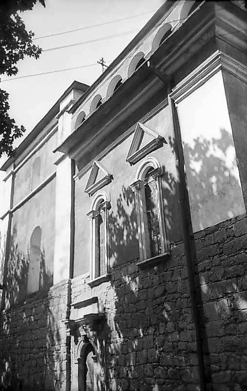 1977 р. Бічний фасад. Вигляд з…