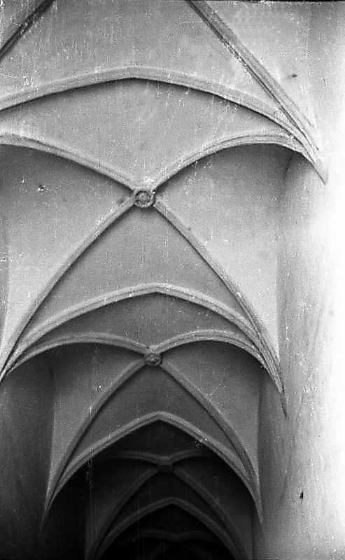 1977 р. Склепіння бічної нави