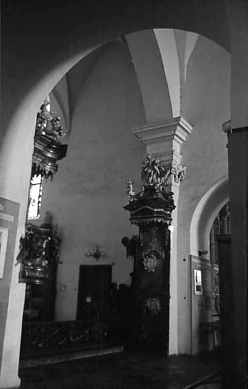 1977 р. Інтер’єр